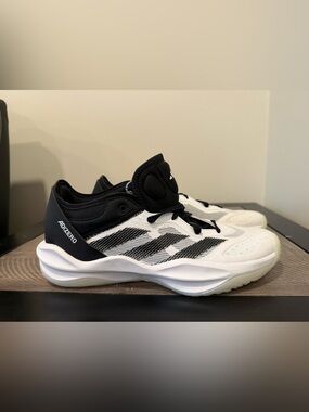 ADIZERO SELECT 2.0 LOW TRAINERS